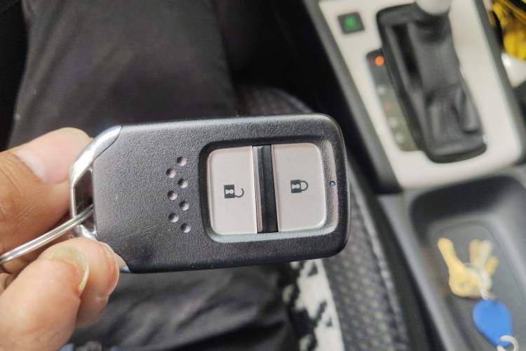 Used Honda Fit 2021 1.5L CVT Trend Edition Vehicle Key