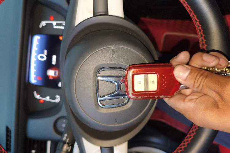 Used Honda Fit 2021 1.5L CVT Trend Edition Vehicle Key