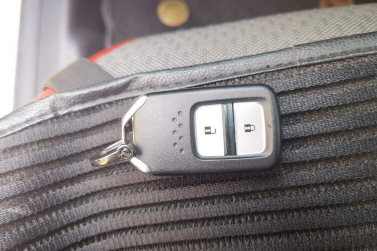 Used Honda Fit 2021 1.5L CVT Trendy Sports Edition Vehicle Key