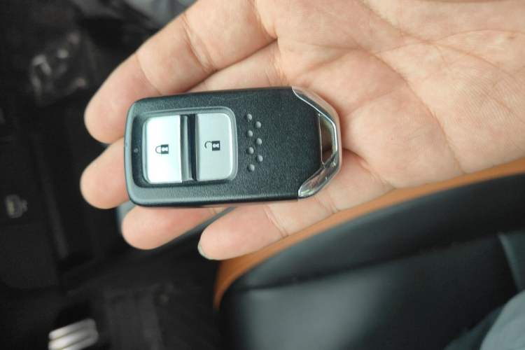 Used Honda Fit 2021 1.5L CVT Trendy Sports Edition Vehicle Key