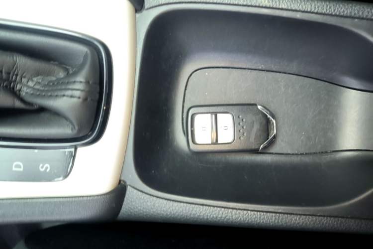 Used Honda Fit 2021 1.5L CVT Trend Edition Vehicle Key