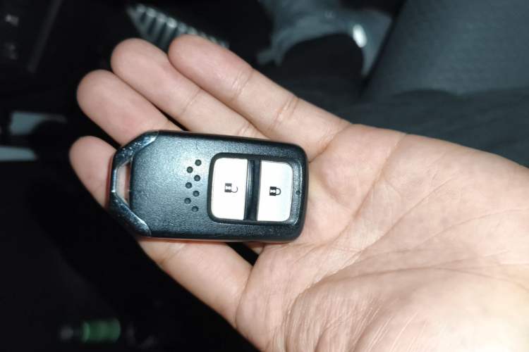 Used Honda Fit 2021 1.5L CVT Trendy Sports Edition Vehicle Key