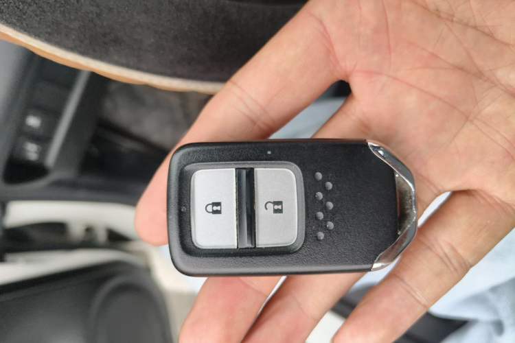 Used Honda Fit 2021 1.5L CVT Trend Edition Vehicle Key