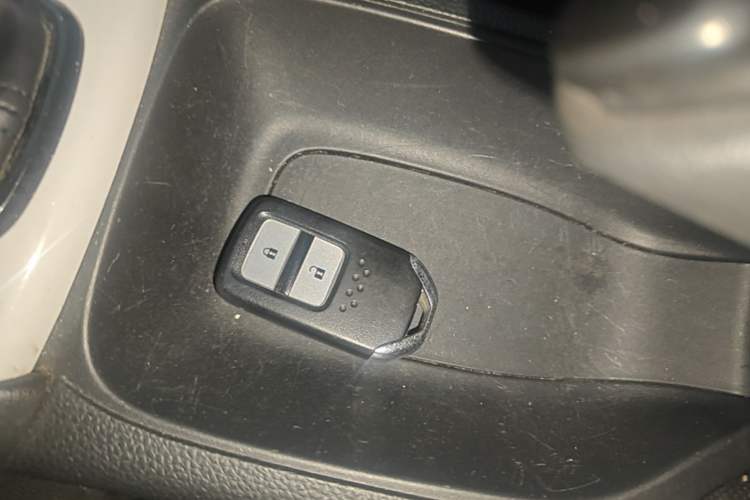 Used Honda Fit 2021 1.5L CVT Trend Edition Vehicle Key