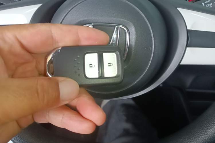 Used Honda Fit 2021 1.5L CVT Trend Edition Vehicle Key