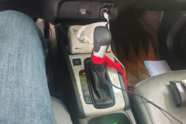 Used Honda Fit 2022 1.5L CVT Trendy Sunroof Edition Gear Lever