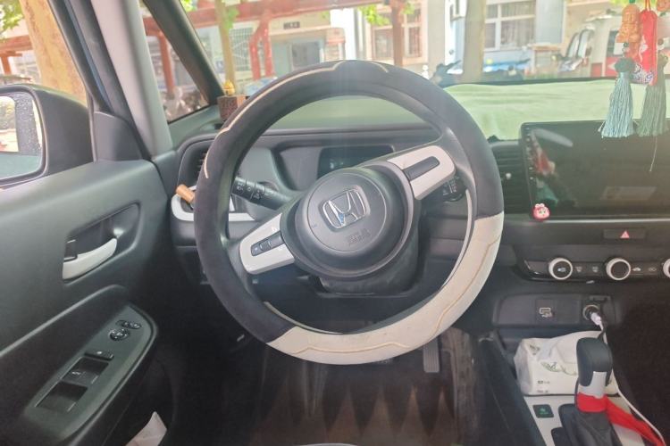 Used Honda Fit 2022 1.5L CVT Trendy Sunroof Edition Steering Wheel
