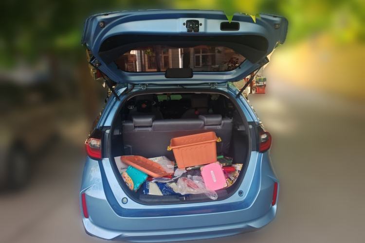 Used Honda Fit 2022 1.5L CVT Trendy Sunroof Edition Trunk
