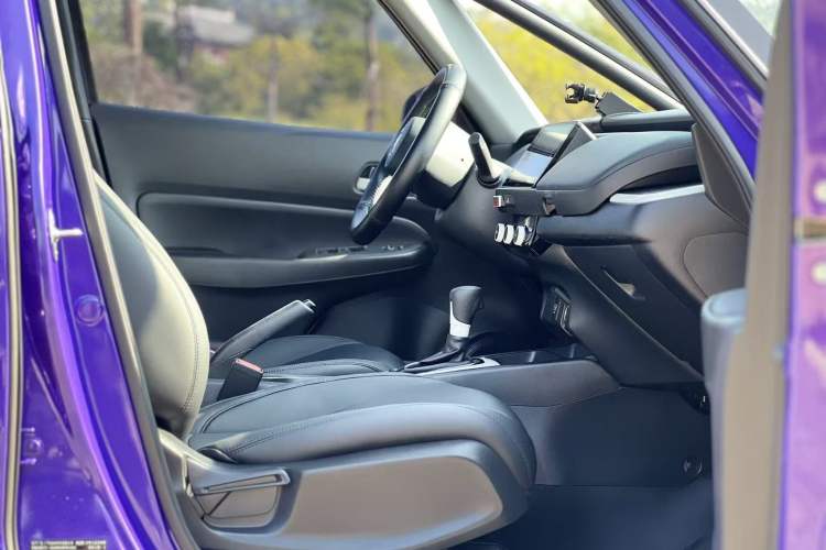 Used Honda Fit 2022 1.5L CVT Acura MUGEN Edition Interior 5