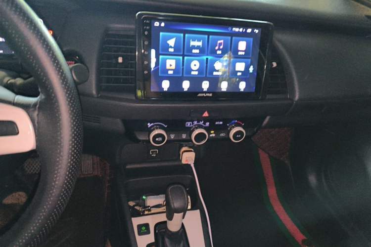 Used Honda Fit 2022 1.5L CVT Trendy Sunroof Edition Audio And AC Panel