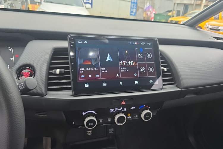 Used Honda Fit 2022 1.5L CVT Trendy Sunroof Edition Audio And AC Panel