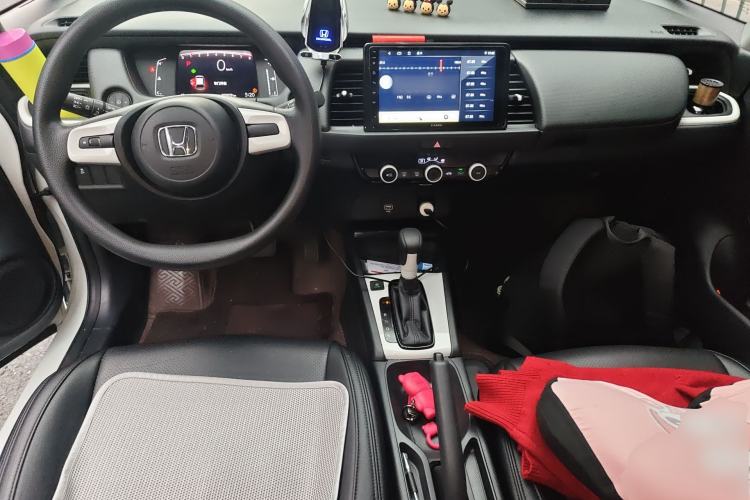Used Honda Fit 2022 1.5L CVT Trendy Sunroof Edition Center Console