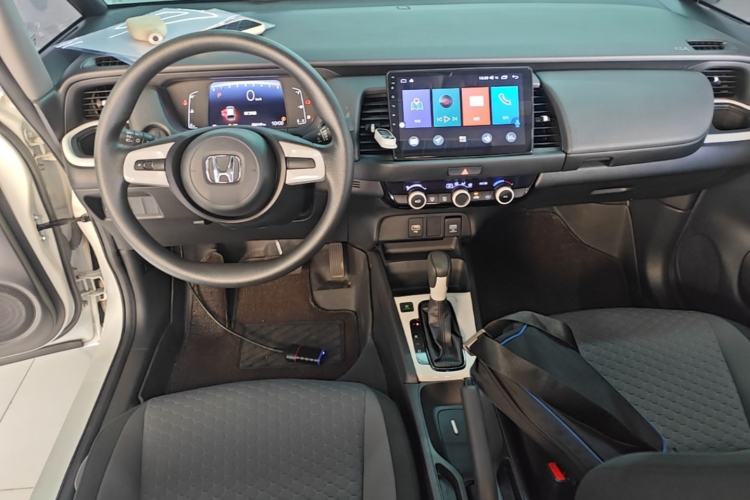 Used Honda Fit 2022 1.5L CVT Trendy Sunroof Edition Center Console