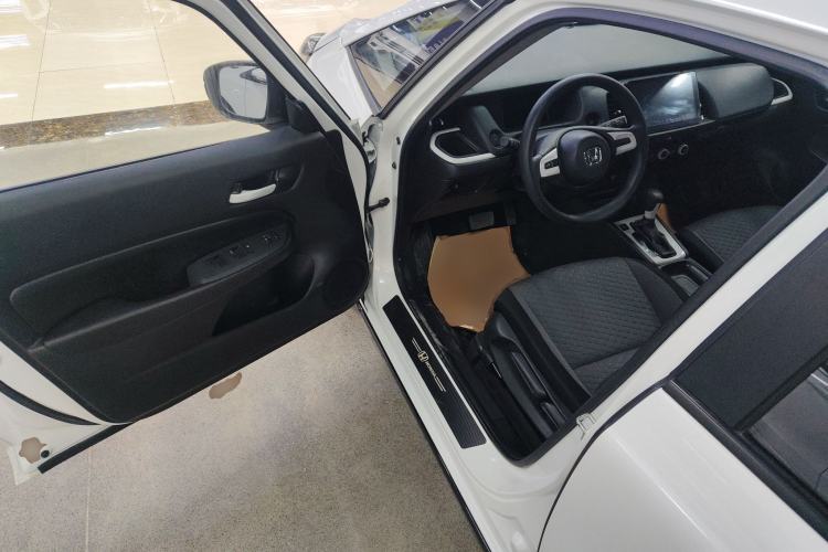 Used Honda Fit 2022 1.5L CVT Trendy Sunroof Edition Driver Seat