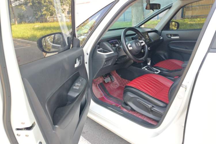 Used Honda Fit 2022 1.5L CVT Trendy Sunroof Edition Driver Seat