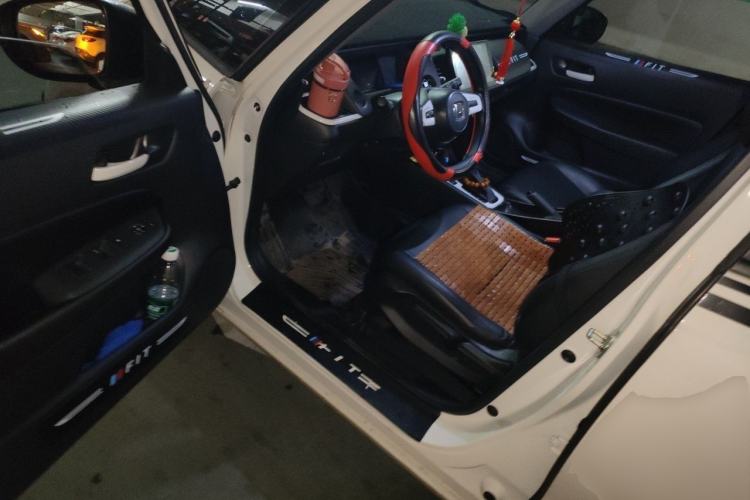 Used Honda Fit 2022 1.5L CVT Trendy Sunroof Edition Driver Seat