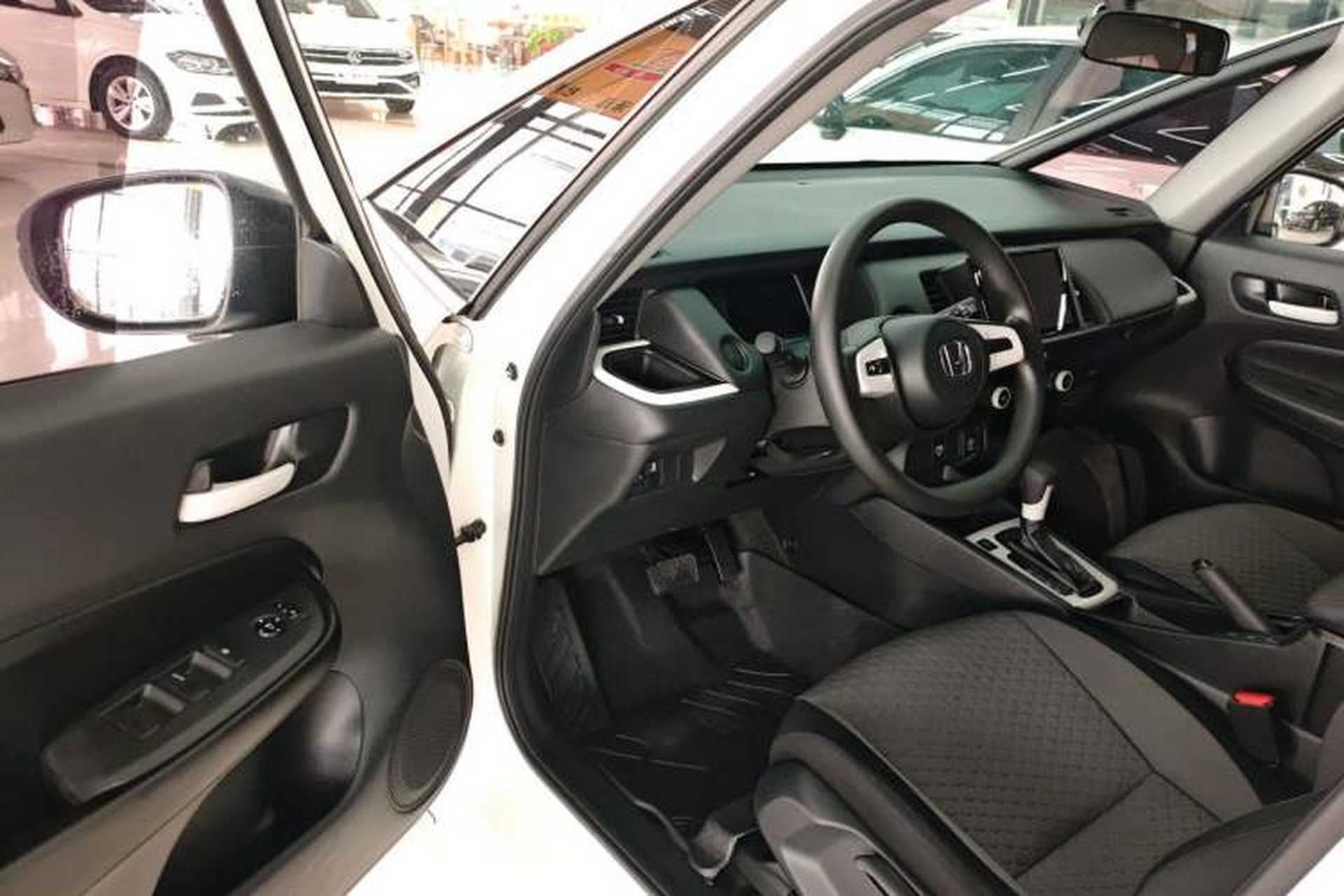 Used Honda Fit 2022 1.5L CVT Trendy Sunroof Edition Driver Seat