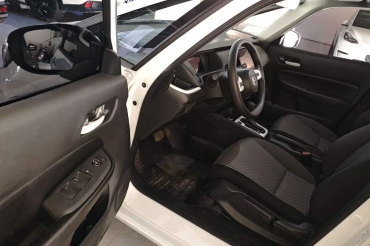 Used Honda Fit 2022 1.5L CVT Trendy Sunroof Edition Driver Seat