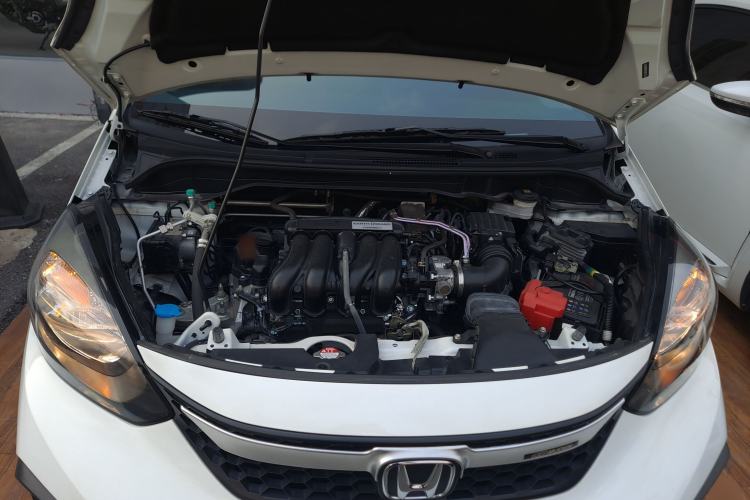 Used Honda Fit 2022 1.5L CVT Trendy Sunroof Edition Engine Bay
