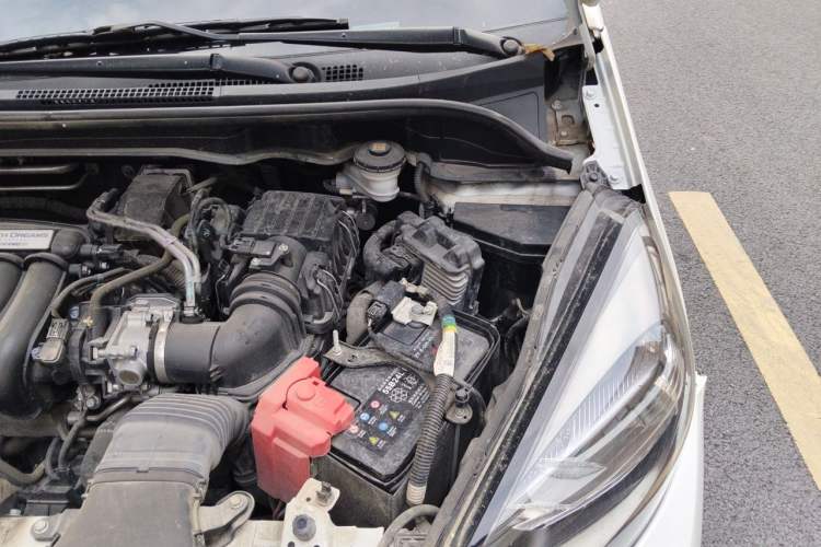 Used Honda Fit 2022 1.5L CVT Trendy Sunroof Edition Engine Bay Left