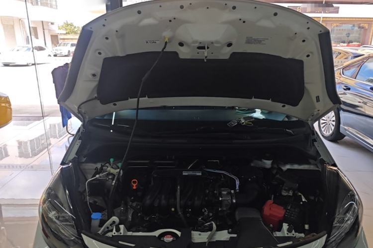 Used Honda Fit 2022 1.5L CVT Trendy Sunroof Edition Engine Bay