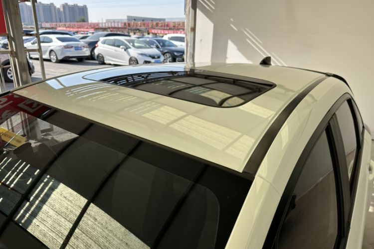 Used Honda Fit 2022 1.5L CVT Trendy Sunroof Edition Exterior 10