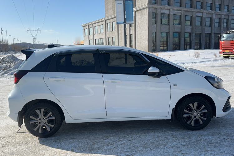 Used Honda Fit 2022 1.5L CVT Trendy Sunroof Edition Exterior 2