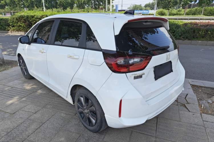 Used Honda Fit 2022 1.5L CVT Trendy Sunroof Edition Exterior 2