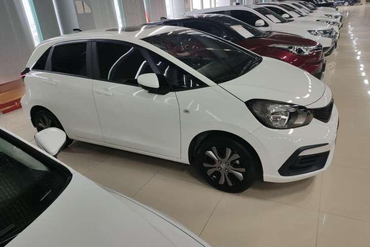 Used Honda Fit 2022 1.5L CVT Trendy Sunroof Edition Exterior 2