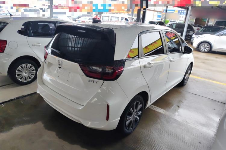 Used Honda Fit 2022 1.5L CVT Trendy Sunroof Edition Exterior 3