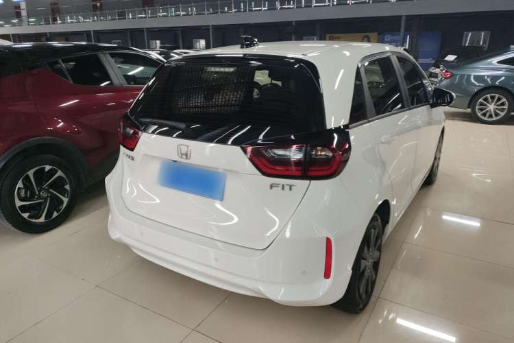Used Honda Fit 2022 1.5L CVT Trendy Sunroof Edition Exterior 3