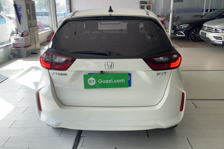 Used Honda Fit 2022 1.5L CVT Trendy Sunroof Edition Exterior 4