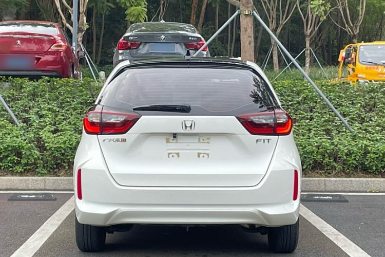 Used Honda Fit 2022 1.5L CVT Trendy Sunroof Edition Exterior 4