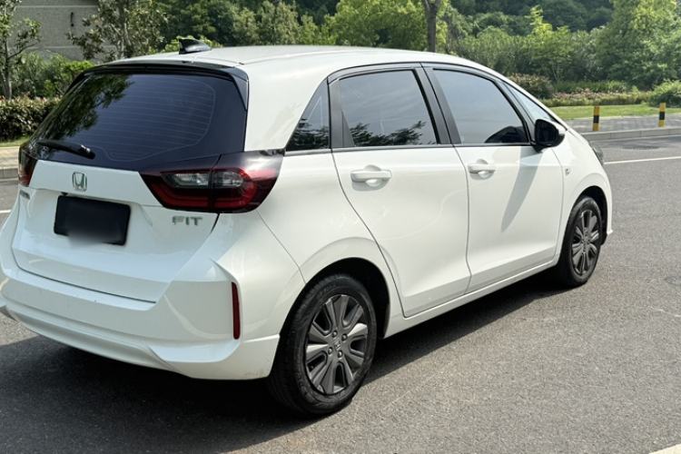 Used Honda Fit 2022 1.5L CVT Trendy Sunroof Edition Exterior 4