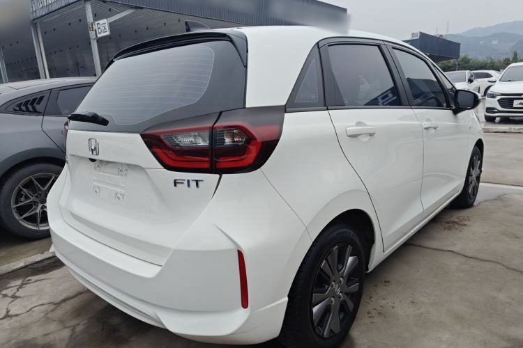 Used Honda Fit 2022 1.5L CVT Trendy Sunroof Edition Exterior 5