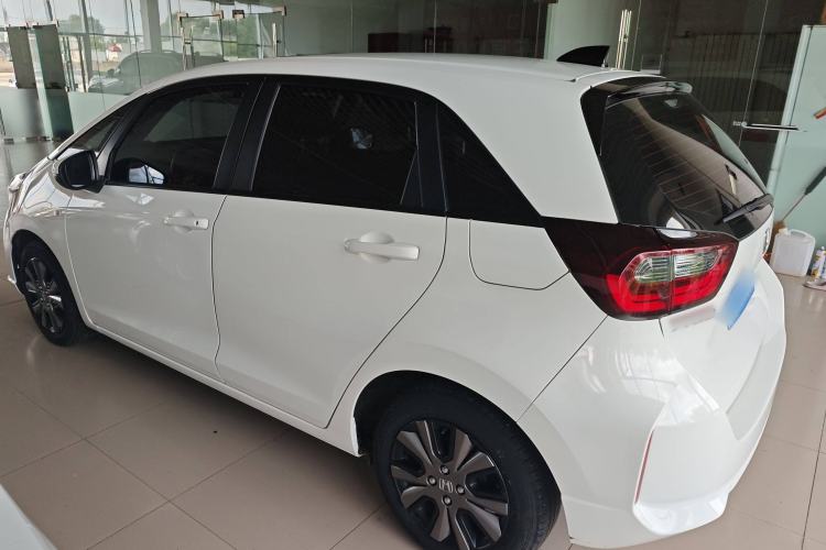 Used Honda Fit 2022 1.5L CVT Trendy Sunroof Edition Exterior 5