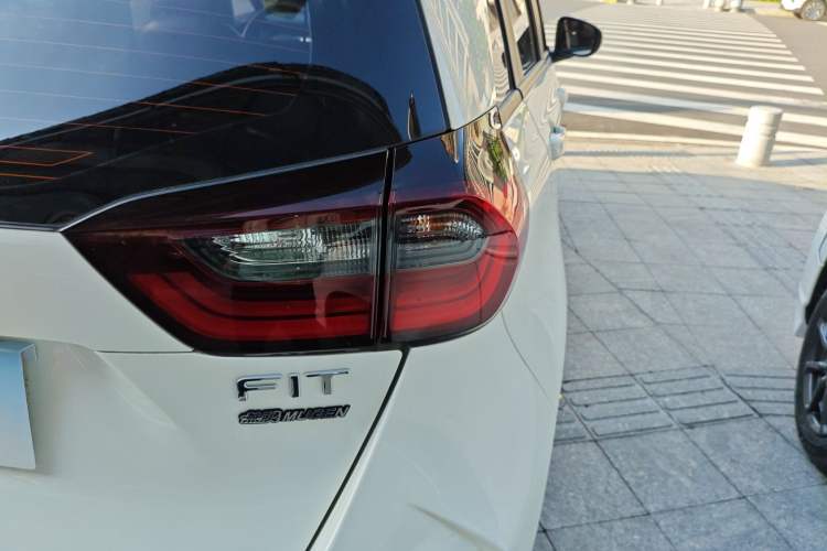 Used Honda Fit 2022 1.5L CVT Acura MUGEN Edition Exterior 6