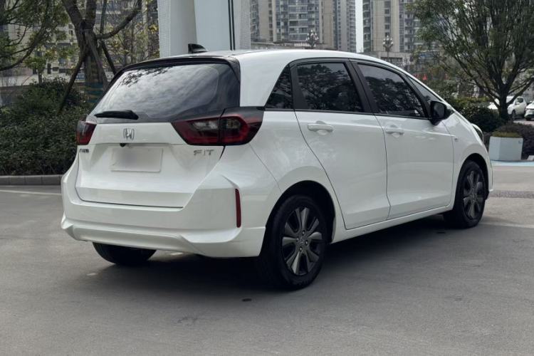 Used Honda Fit 2022 1.5L CVT Trendy Sunroof Edition Exterior 6