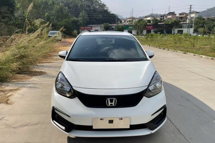 Used Honda Fit 2022 1.5L CVT Trendy Sunroof Edition Exterior 6