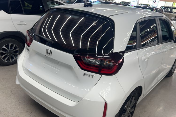 Used Honda Fit 2022 1.5L CVT Trendy Sunroof Edition Exterior 6