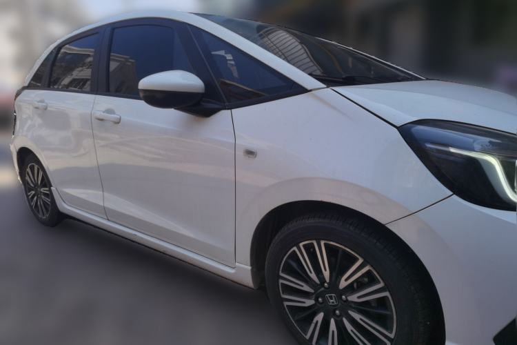 Used Honda Fit 2022 1.5L CVT Trendy Sunroof Edition Front Right 45 Deg