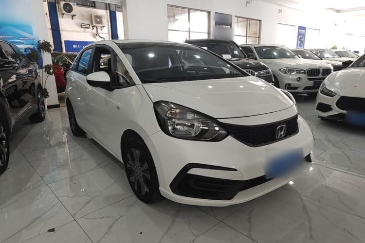 Used Honda Fit 2022 1.5L CVT Trendy Sunroof Edition Front Right 45 Deg