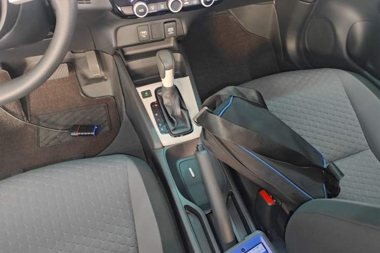 Used Honda Fit 2022 1.5L CVT Trendy Sunroof Edition Gear Lever