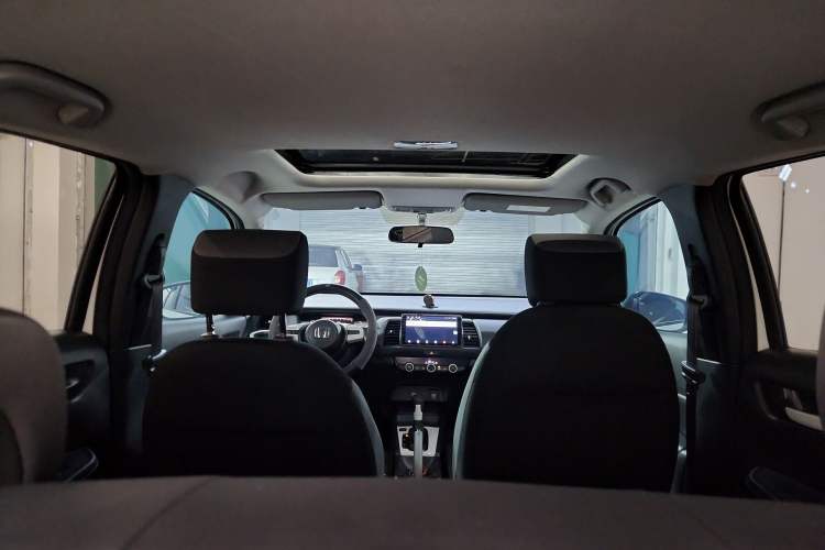 Used Honda Fit 2022 1.5L CVT Trendy Sunroof Edition Headliner