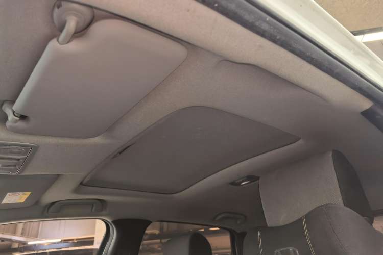 Used Honda Fit 2022 1.5L CVT Trendy Sunroof Edition Headliner