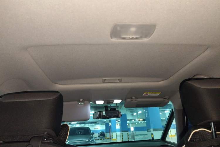 Used Honda Fit 2022 1.5L CVT Trendy Sunroof Edition Headliner