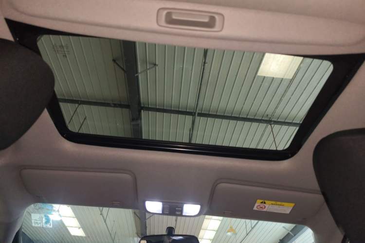 Used Honda Fit 2022 1.5L CVT Trendy Sunroof Edition Headliner
