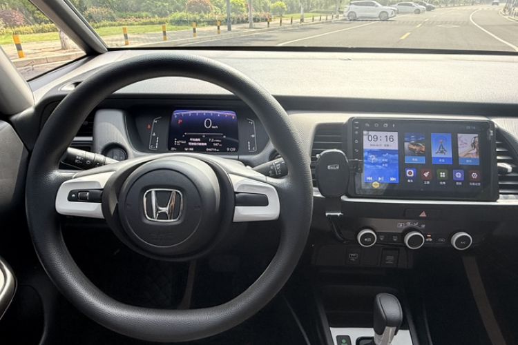 Used Honda Fit 2022 1.5L CVT Trendy Sunroof Edition Interior 1