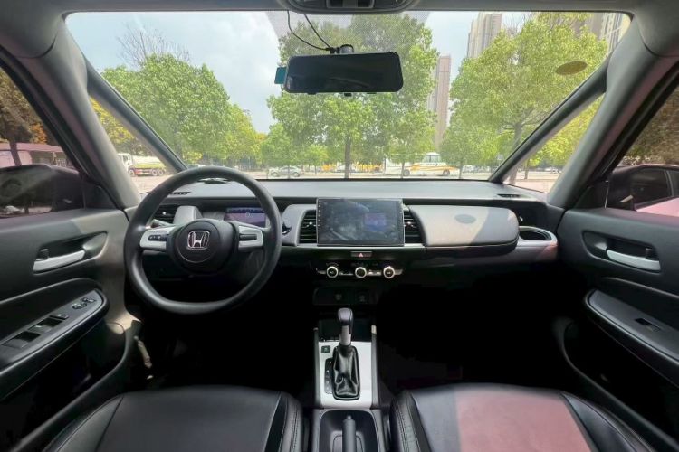 Used Honda Fit 2022 1.5L CVT Trendy Sunroof Edition Interior 1