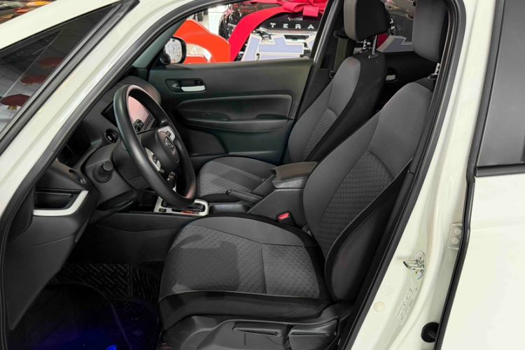 Used Honda Fit 2022 1.5L CVT Trendy Sunroof Edition Interior 2